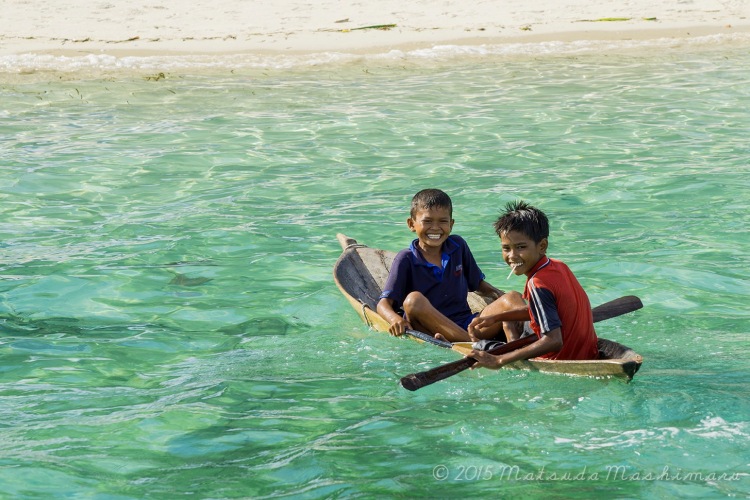The boy with a lollipop is Azmal. My diplomatic little tour guide ... I paid him to guide me around the island